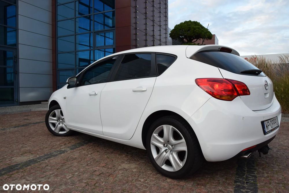 Opel Astra - 15