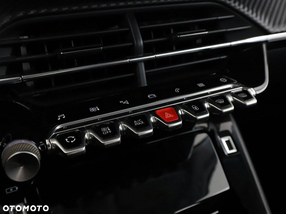 Peugeot 2008 1.5 BlueHDi Allure S&S EAT8 - 28