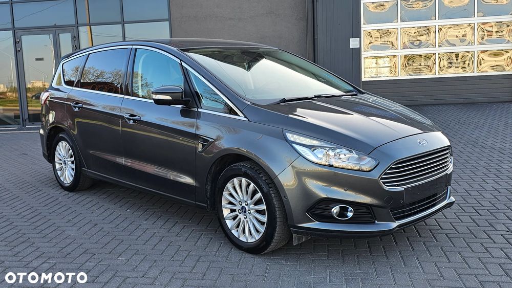 Ford S-Max - 34