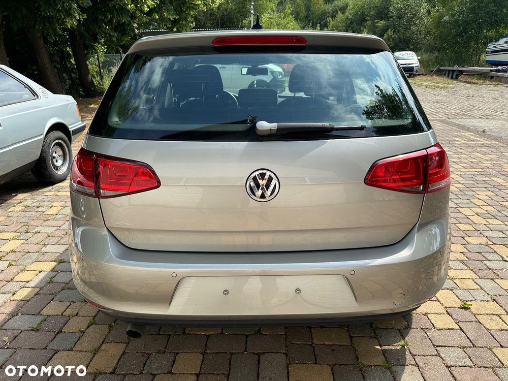 Volkswagen Golf VII 1.2 TSI BMT Comfortline - 7
