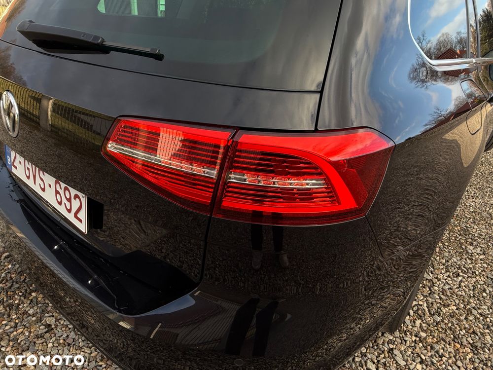 Volkswagen Passat 1.6 TDI SCR DSG Comfortline - 9