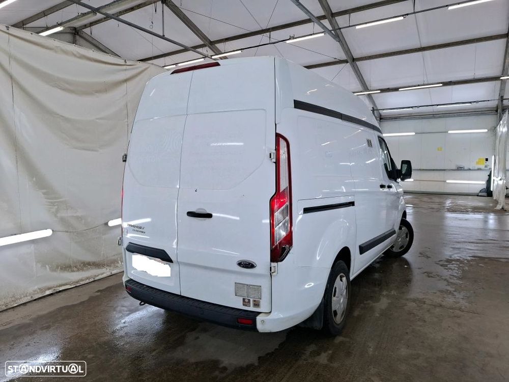 Ford TRANSIT CUSTOM TREND L1H2 130 CV - 4