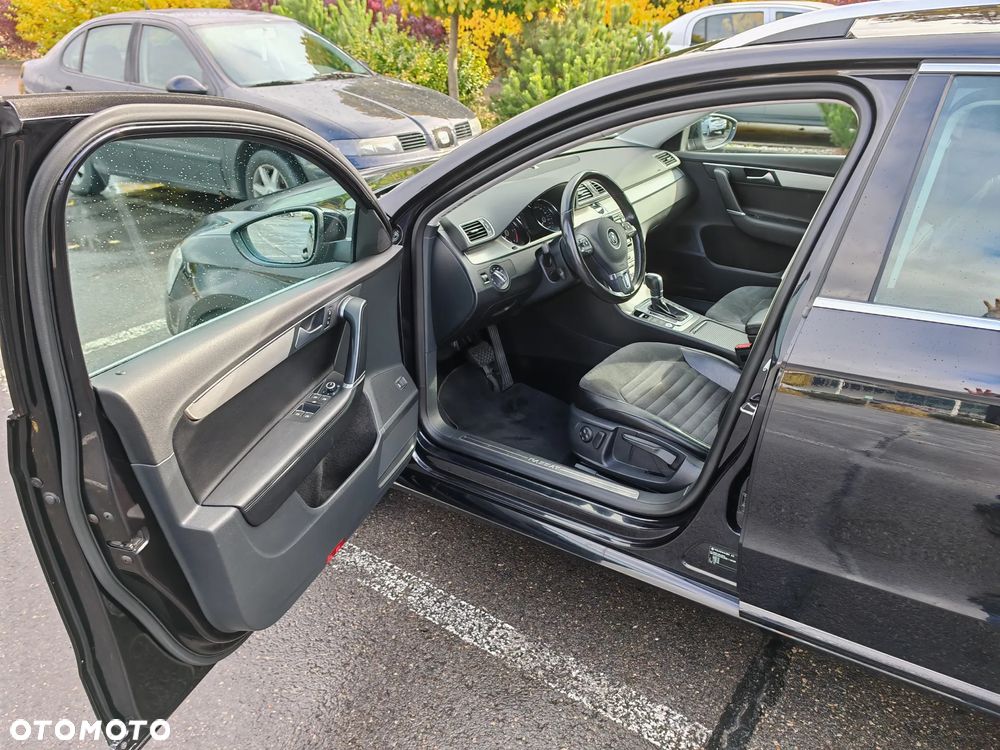 Volkswagen Passat 2.0 TDI Highline DSG - 21