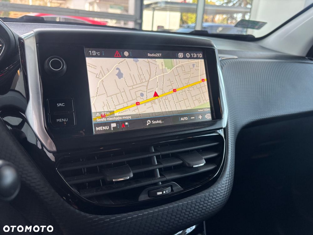 Peugeot 2008 1.2 Pure Tech Allure S&S EAT6 - 10