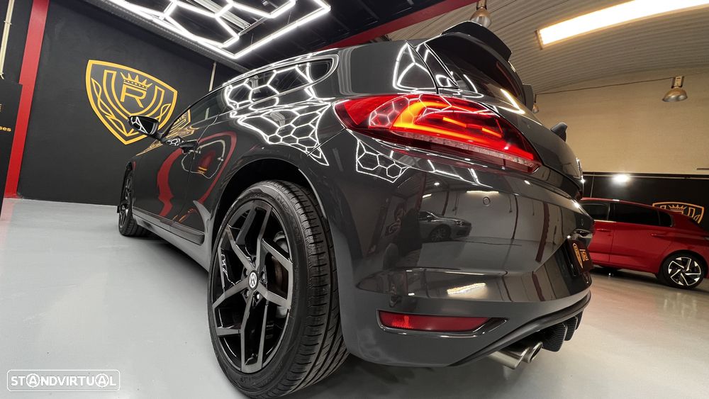 VW Scirocco 2.0 TDI Sport - 13
