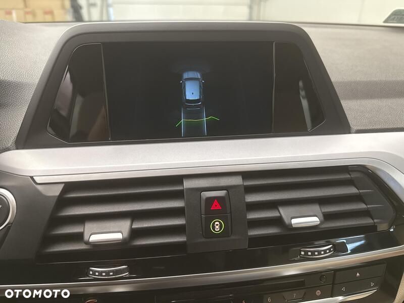 BMW X3 xDrive20d - 15