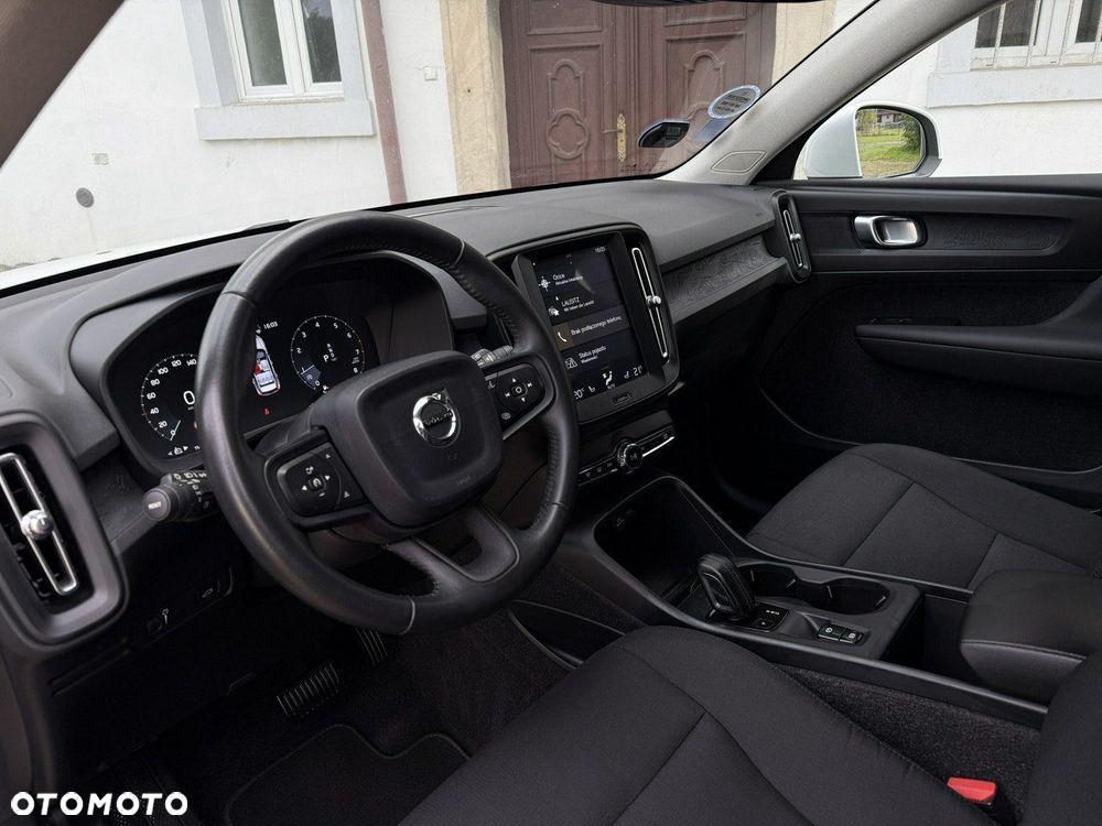 Volvo XC 40 T4 Geartronic Momentum - 33