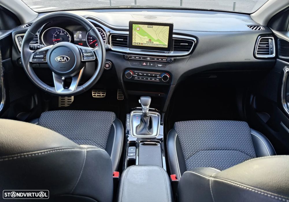 Kia Ceed 1.4 T-GDI TX+SRF 7DCT - 26