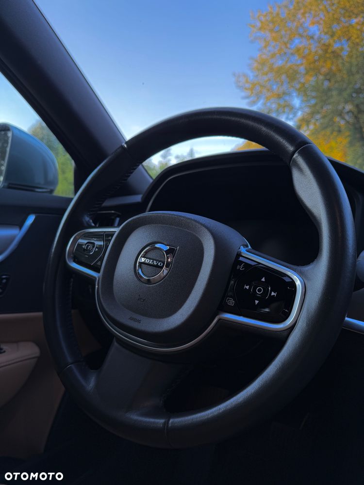 Volvo S90 D4 Geartronic Momentum Pro - 31