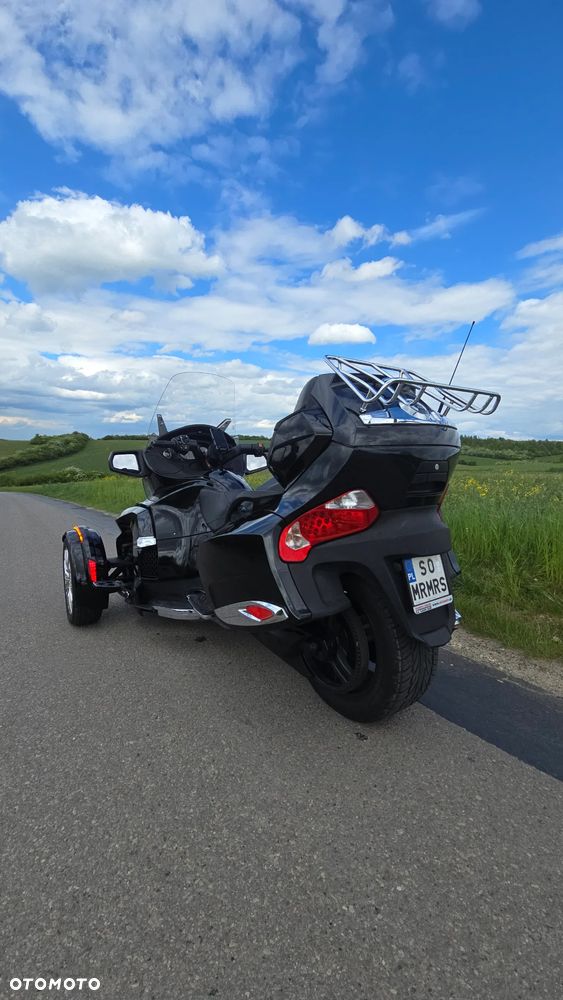 Can-Am Spyder - 36