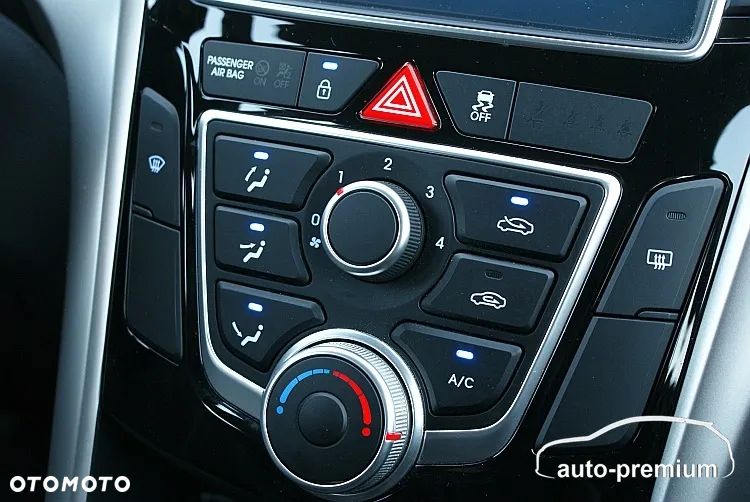 Hyundai i30 1.4 Intro Edition - 22