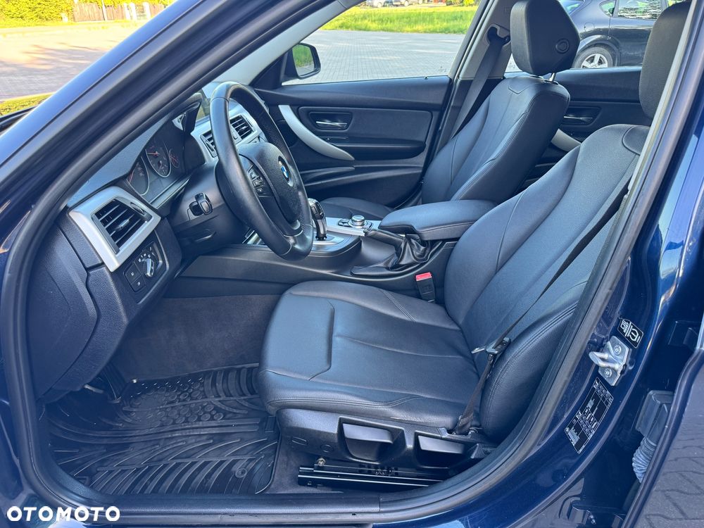 BMW Seria 3 316d - 14