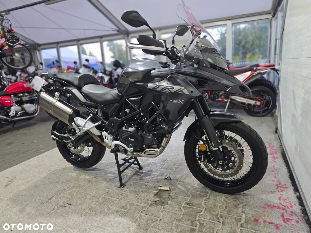 Benelli TRK 502 - 28