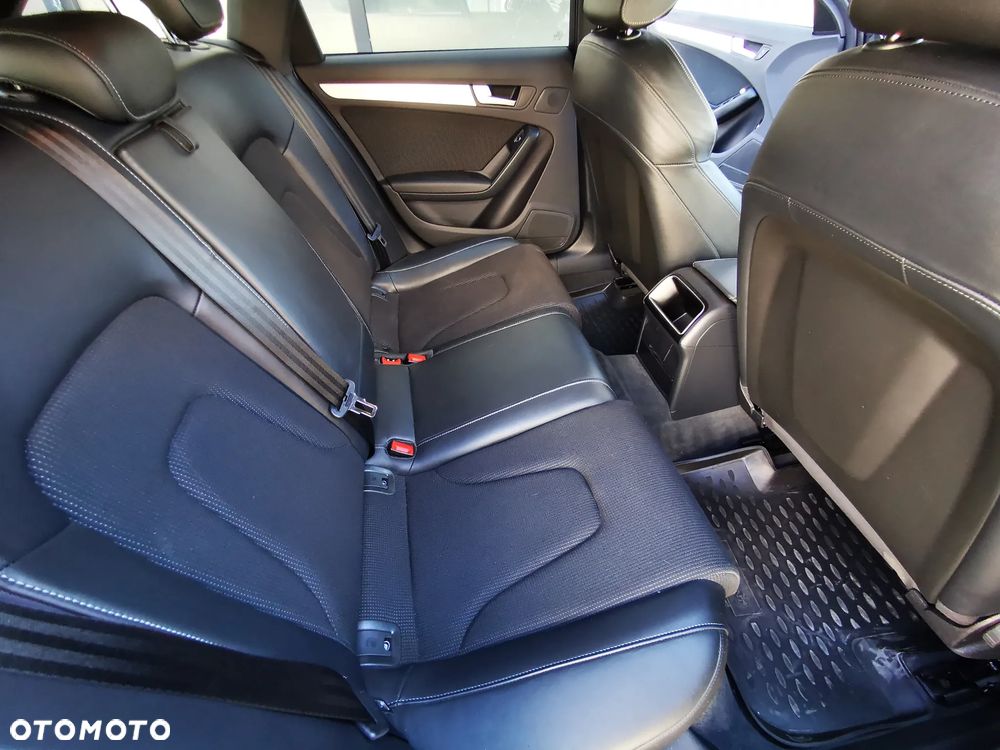 Audi A4 Avant 2.0 TDI DPF clean diesel S line Sportpaket - 15