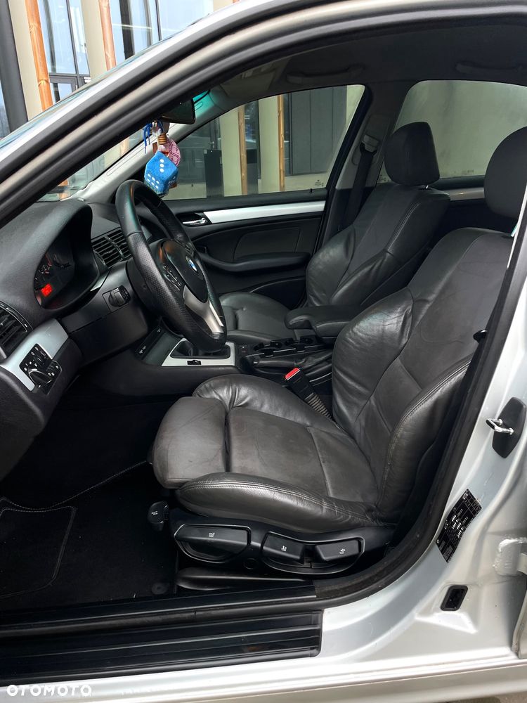 BMW Seria 3 320d Edition Sport - 25