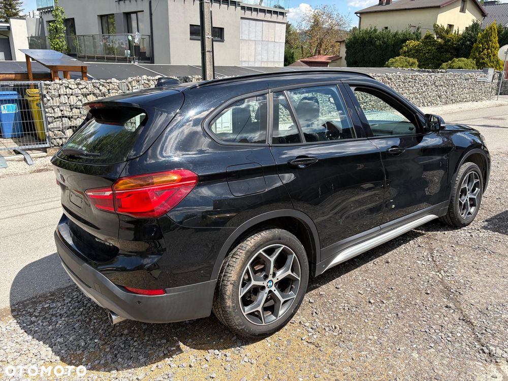 BMW X1 sDrive18d Business Edition - 9