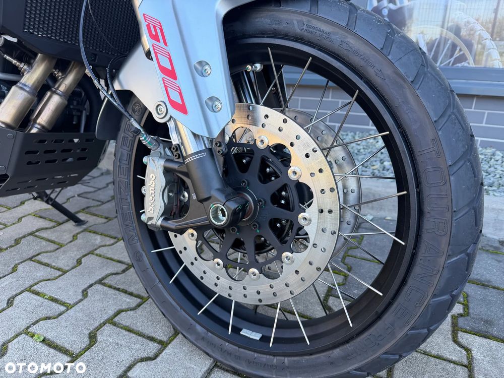 QJMOTOR SRT 600SX - 9