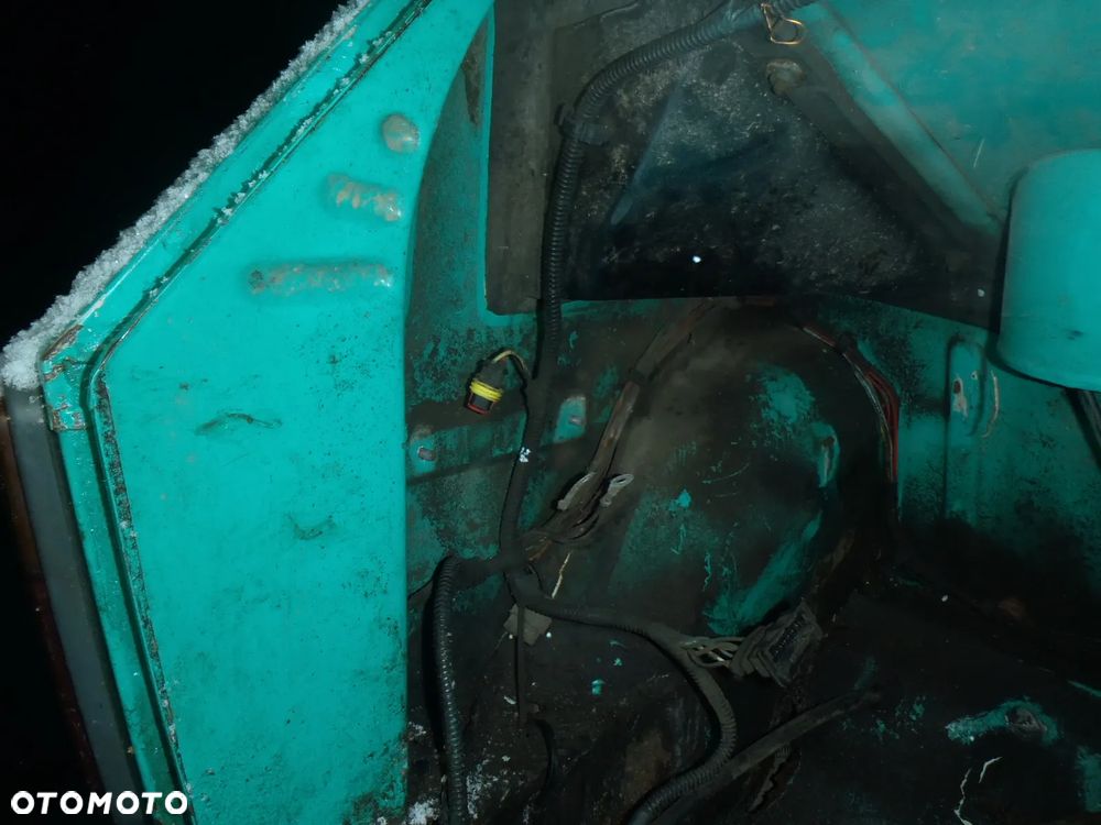 błotnik poszycie dach pas przedni karoseria ćwiartka buda fiat 126p maluch fl elegant - 5