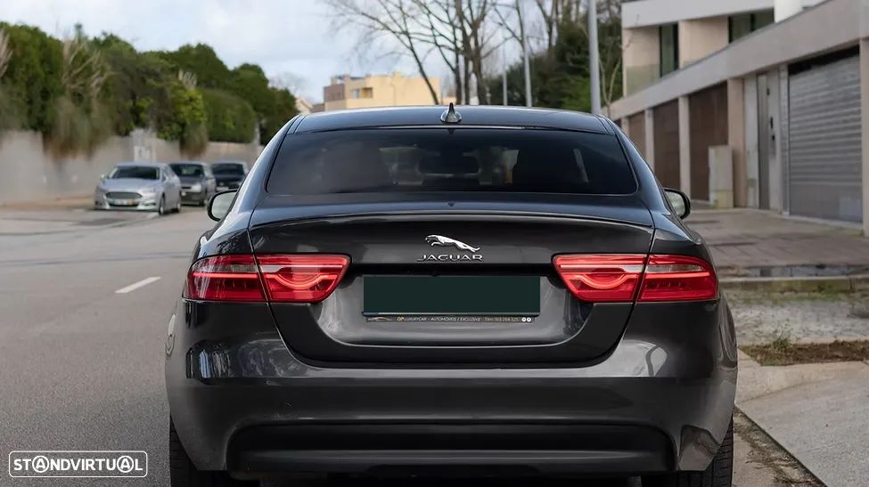 Jaguar XE E-Performance Aut. R-Sport - 8