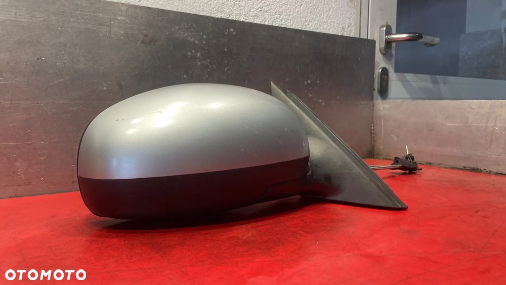 Lusterko prawe SKODA FABIA II - 1