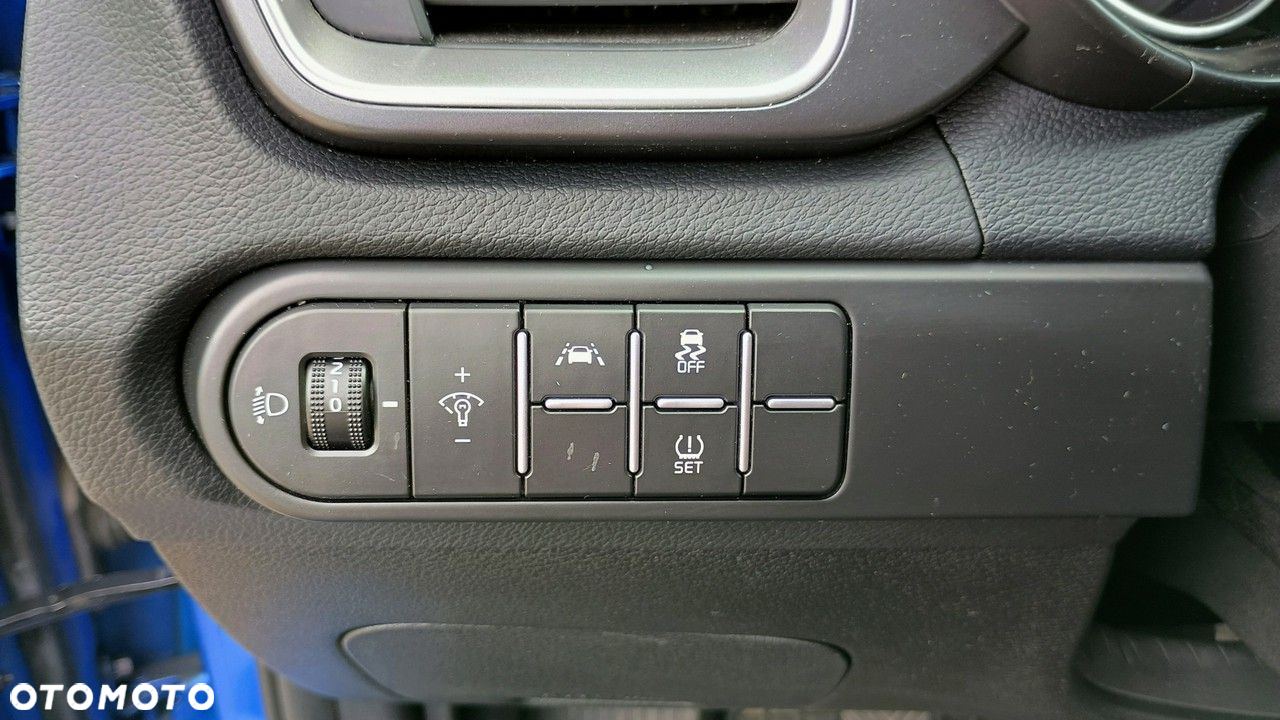 Kia XCeed 1.5 T-GDI M - 19