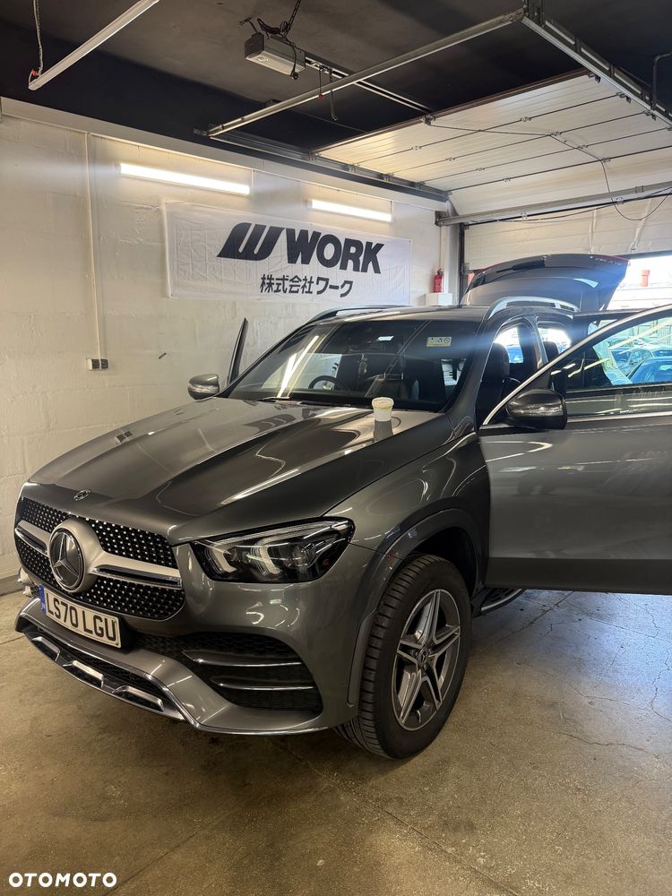 Mercedes-Benz GLE 350 d 4Matic 9G-TRONIC AMG Line - 37