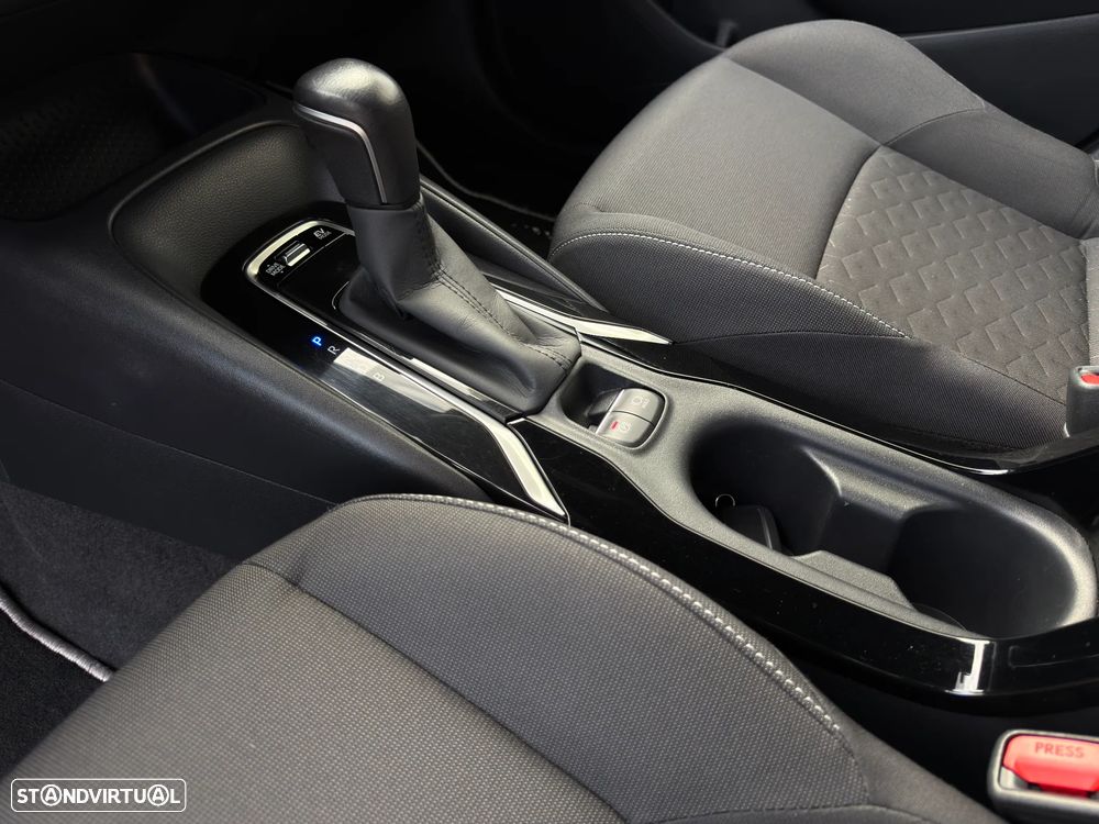 Toyota Corolla Touring Sports 1.8 Hybrid Comfort - 26