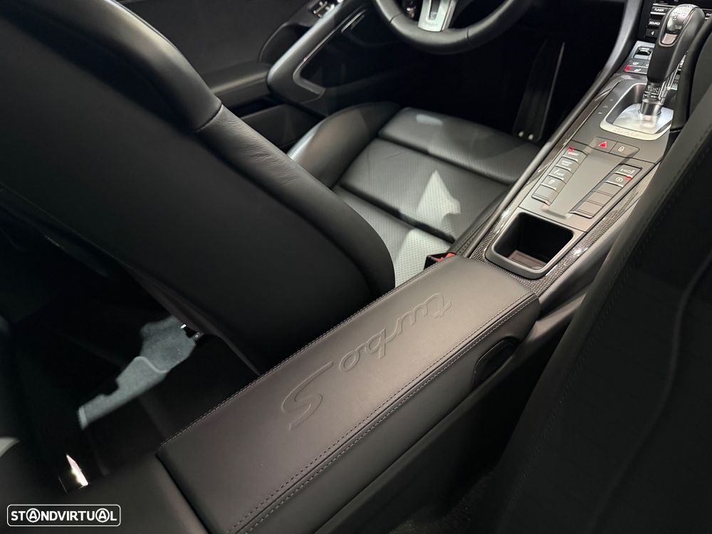 Porsche 911 (991) Turbo S - 37