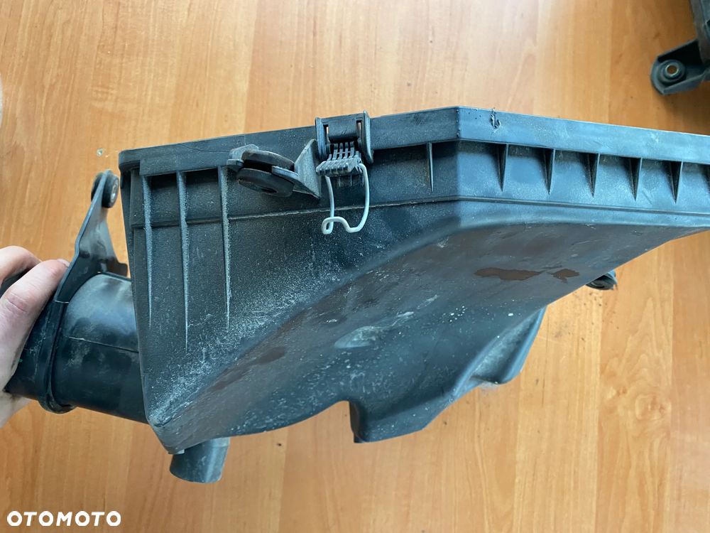 OBUDOWA FILTRA POWIETRZA BMW E61 757146401 - 5