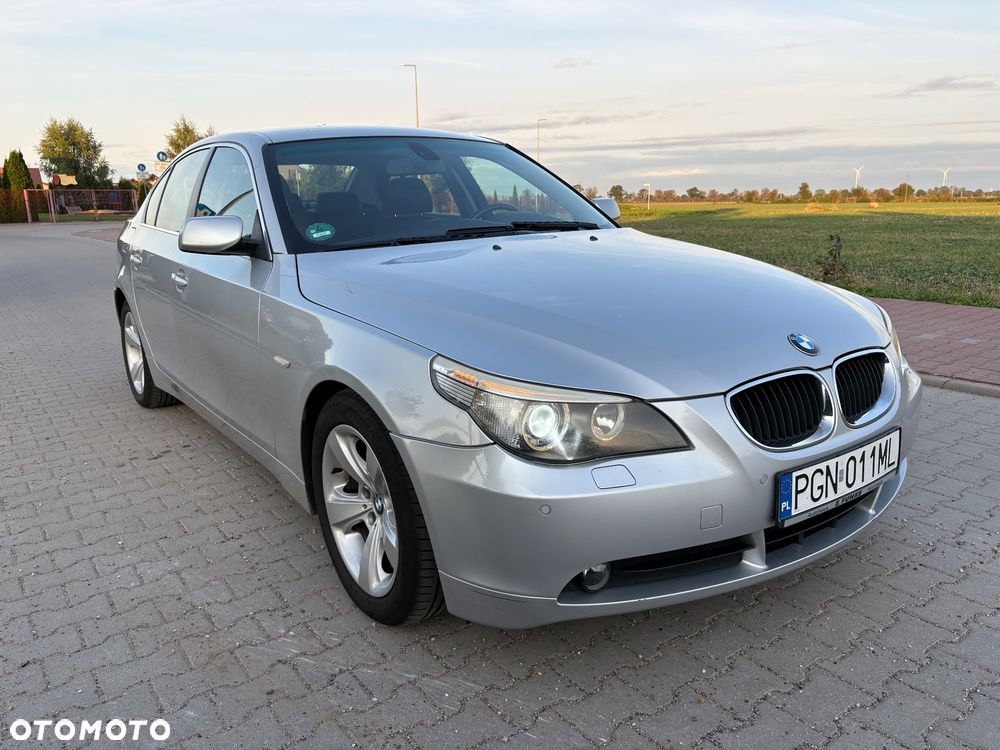 BMW Seria 5 520i - 1