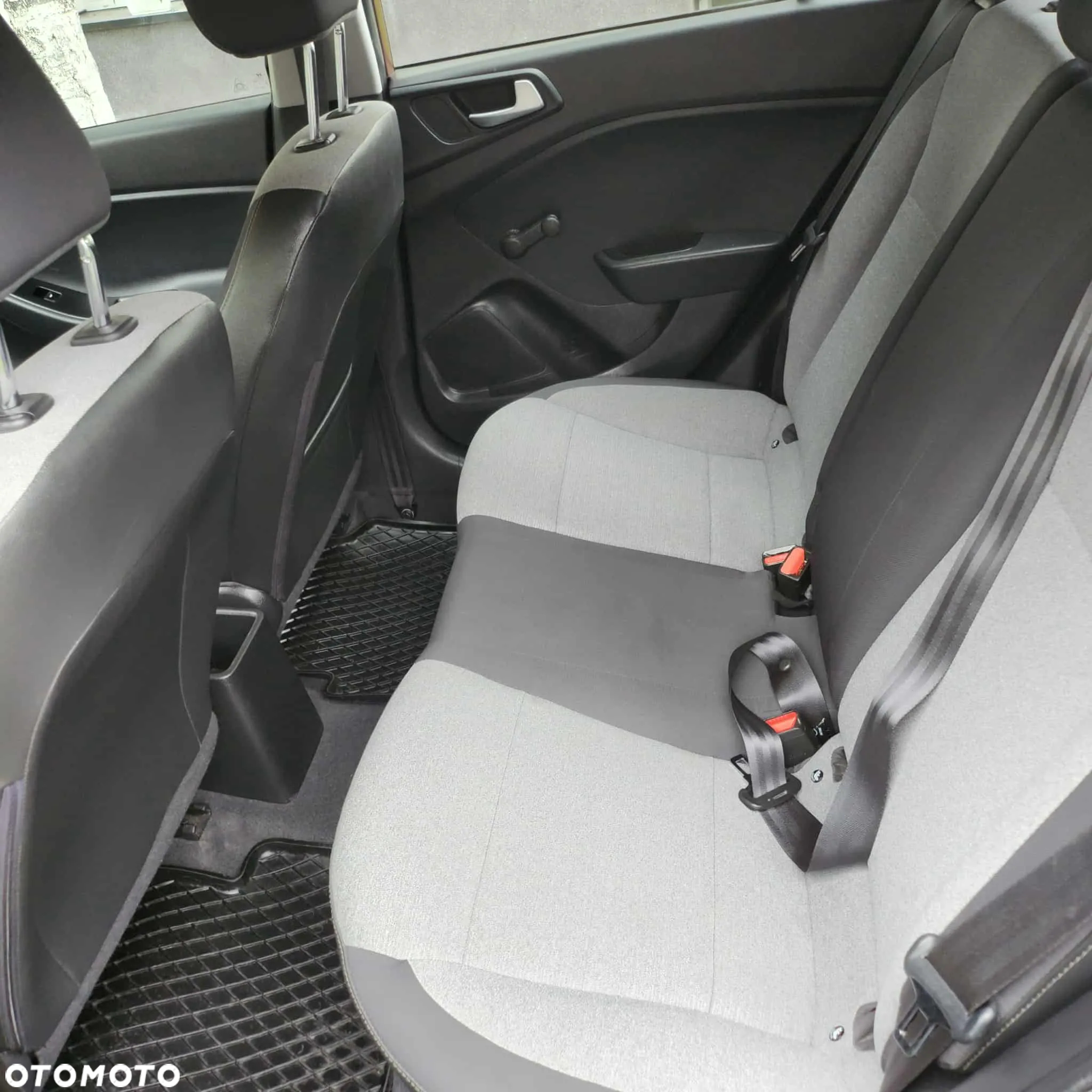 Hyundai i20 1.2 - 11