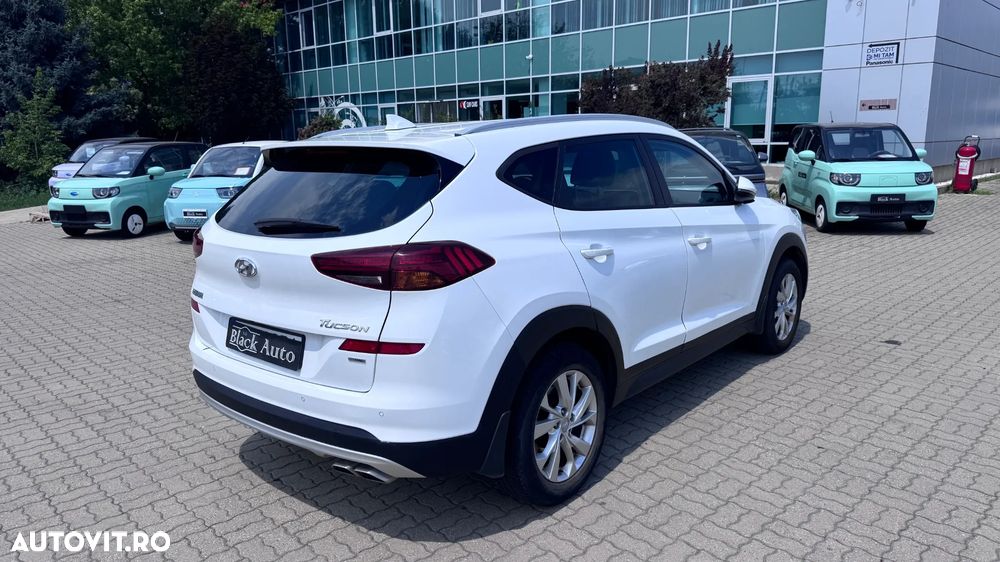 Hyundai Tucson 1.6 T-GDi 4WD 7DCT Premium - 4