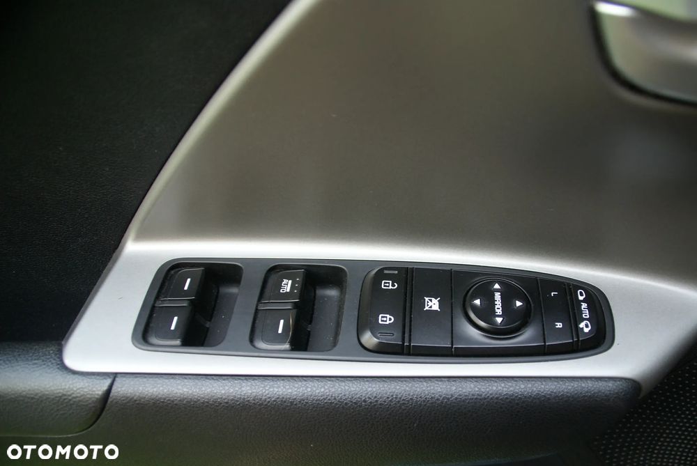 Kia Niro 1.6 GDI Hybrid M - 21
