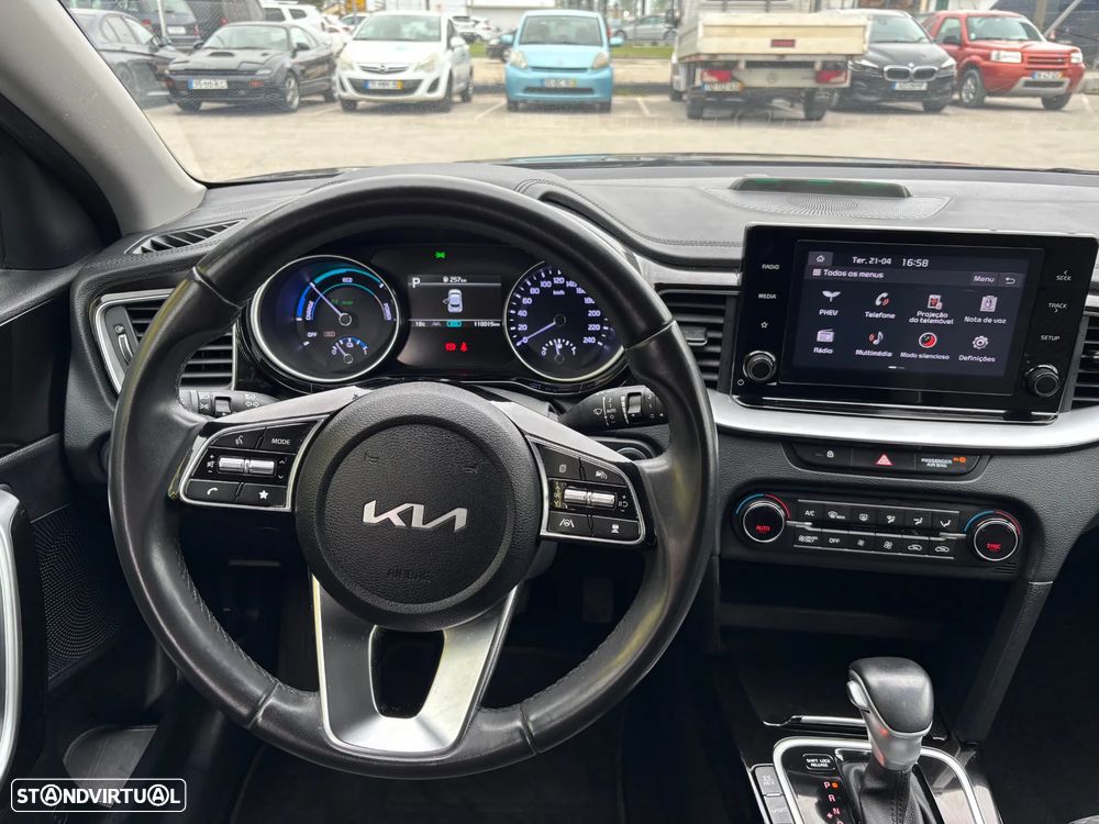 Kia XCeed 1.6 GDi PHEV Drive - 13
