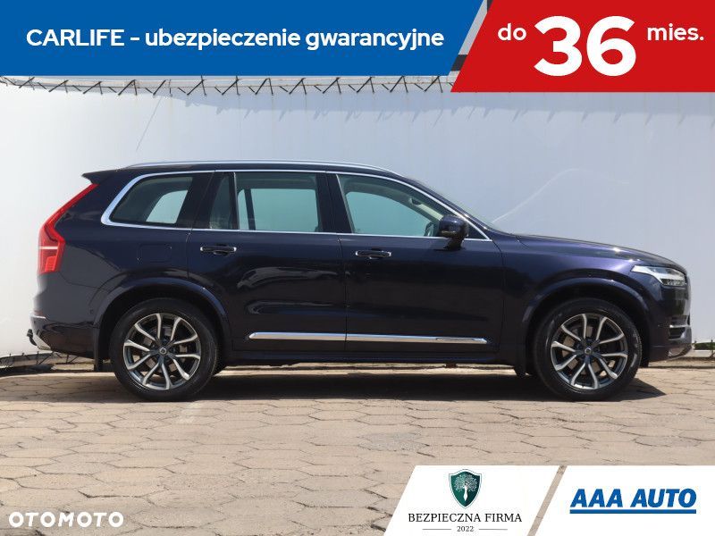 Volvo XC 90 - 8