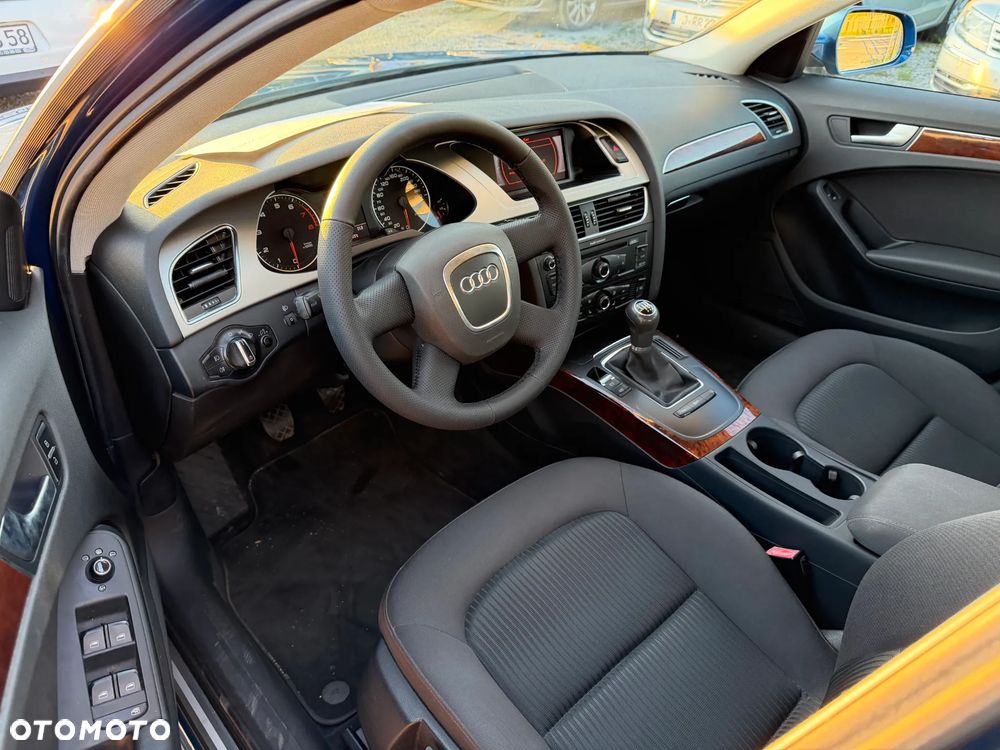Audi A4 Limousine 1.8 TFSI Attraction - 38