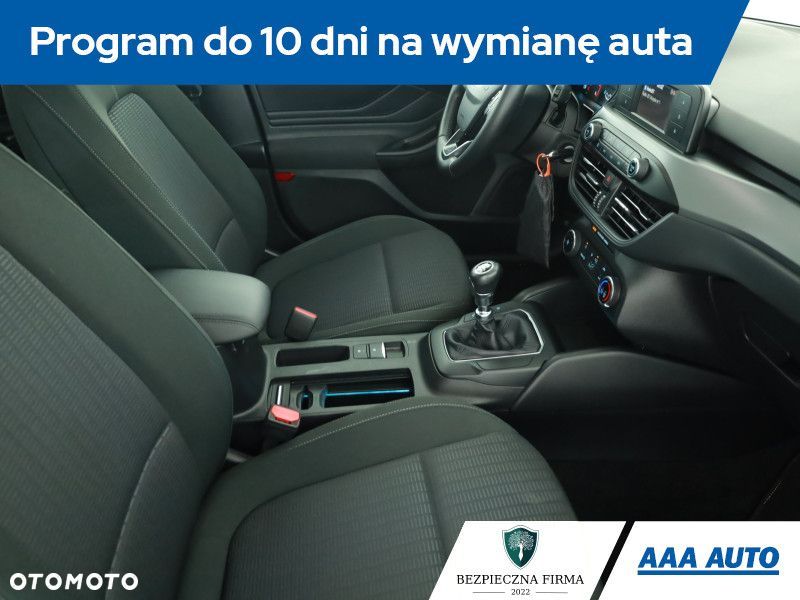 Ford Focus - 8