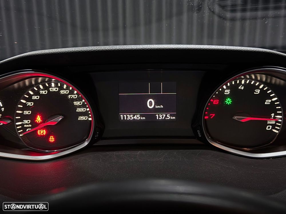 Peugeot 308 1.2 PureTech Active Pack - 16