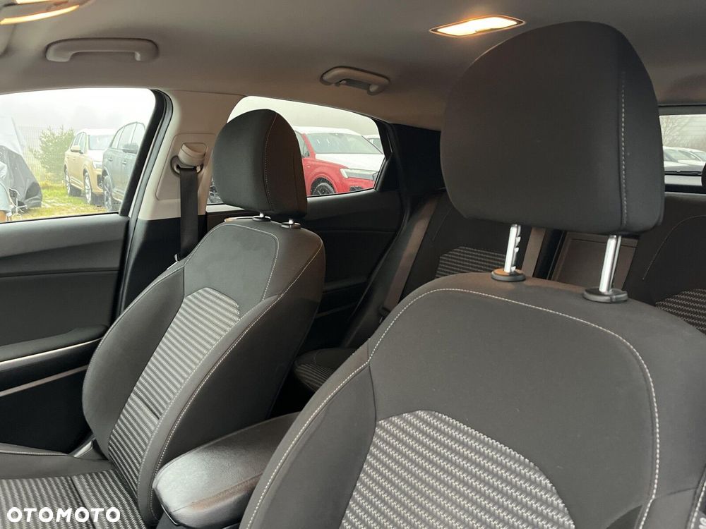 Kia XCeed 1.5 T-GDI M - 12