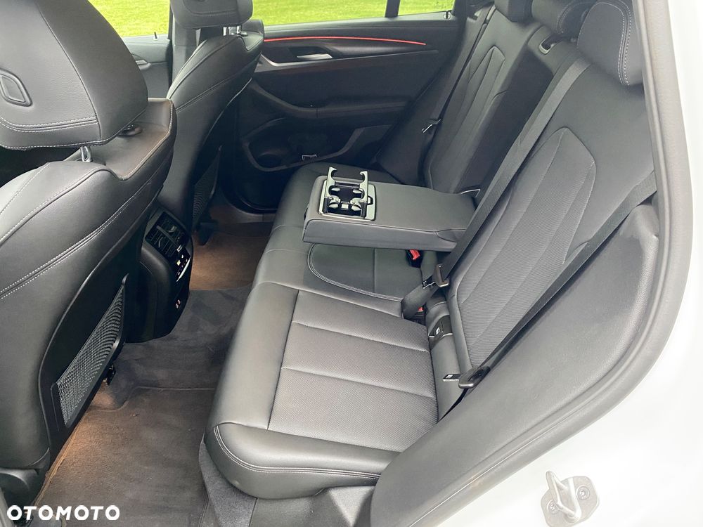 BMW X3 xM40i mHEV - 14