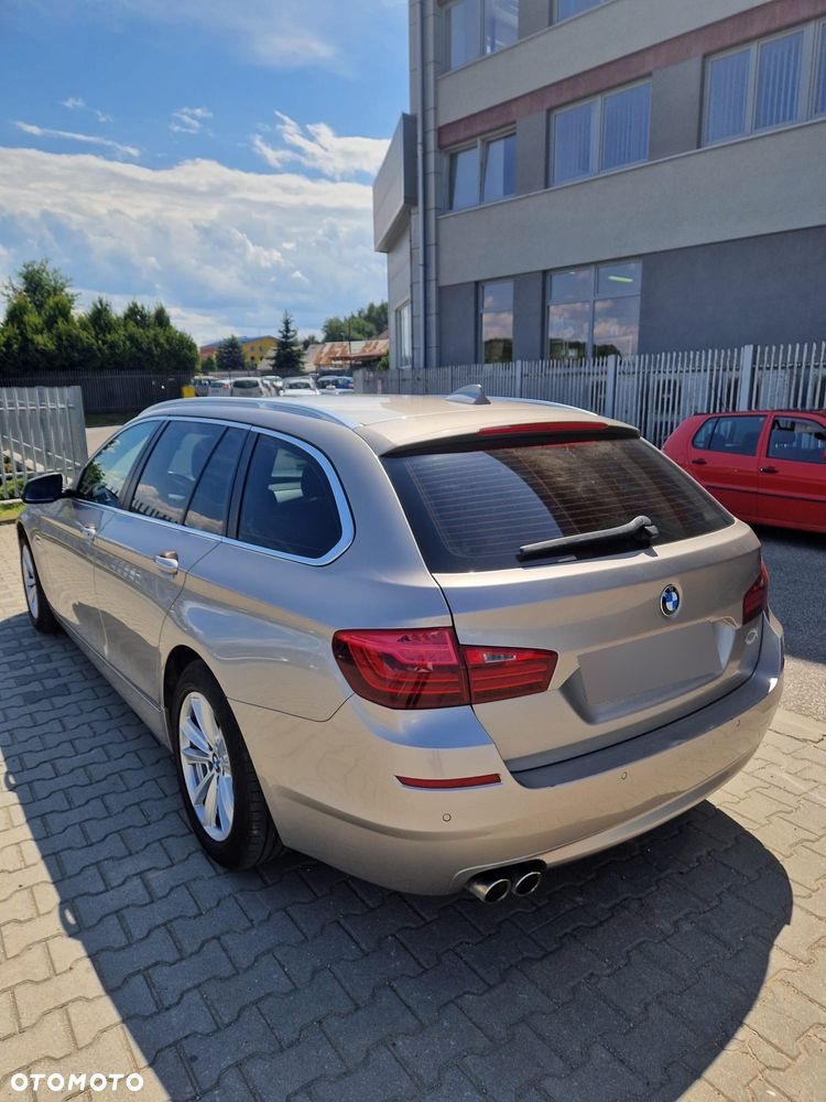 BMW Seria 5 520d Touring - 5