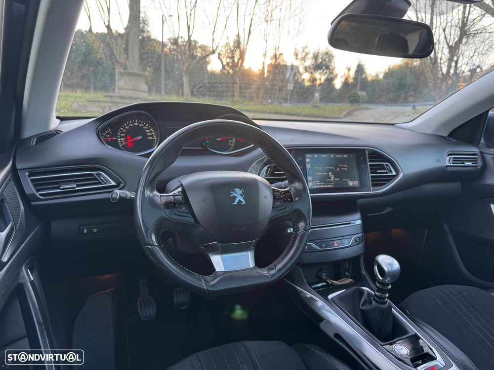 Peugeot 308 SW 1.6 e-HDi Allure J17 - 14