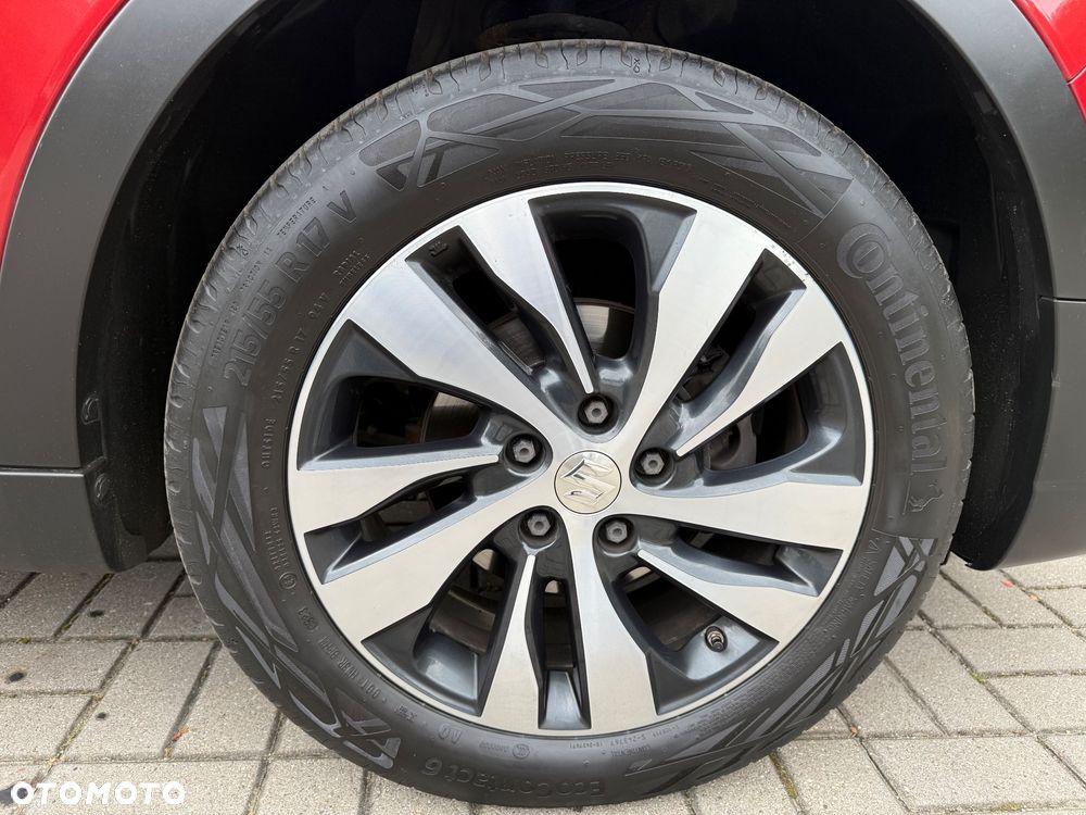 Suzuki SX4 S-Cross 1.4 T Elegance Sun 4WD - 34