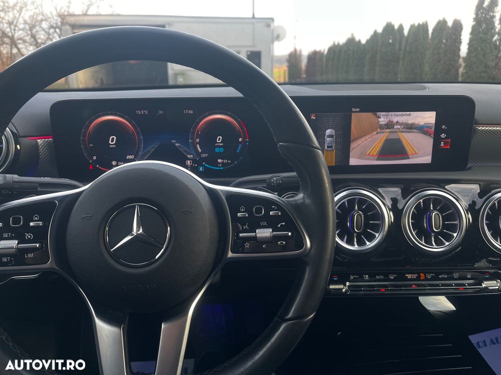 Mercedes-Benz A 250 e Sedan Aut. - 25