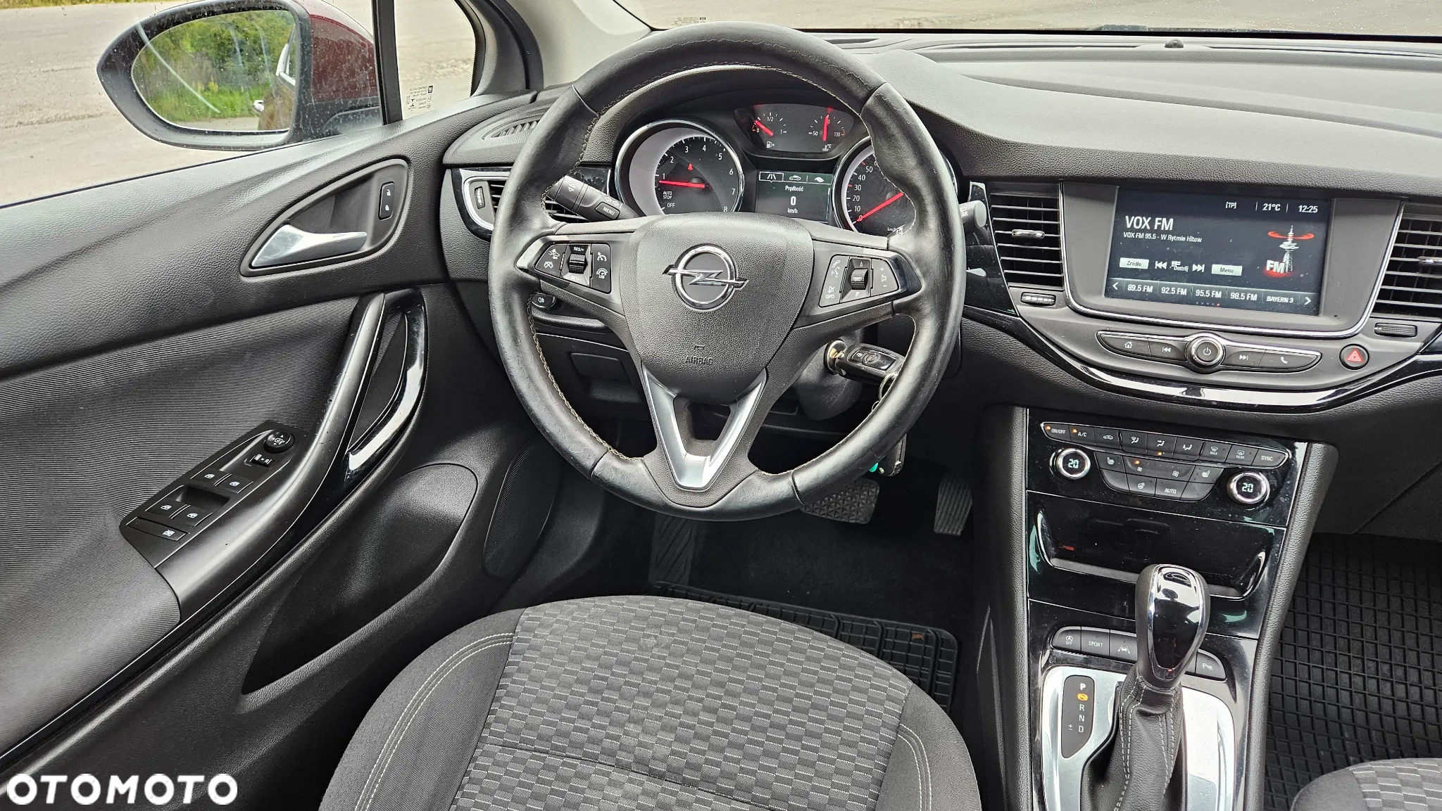 Opel Astra 1.4 Turbo Start/Stop Automatik Innovation - 24