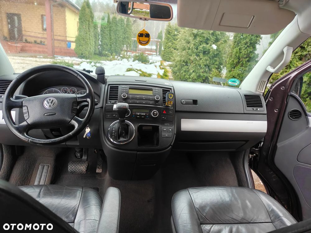 Volkswagen Multivan - 9