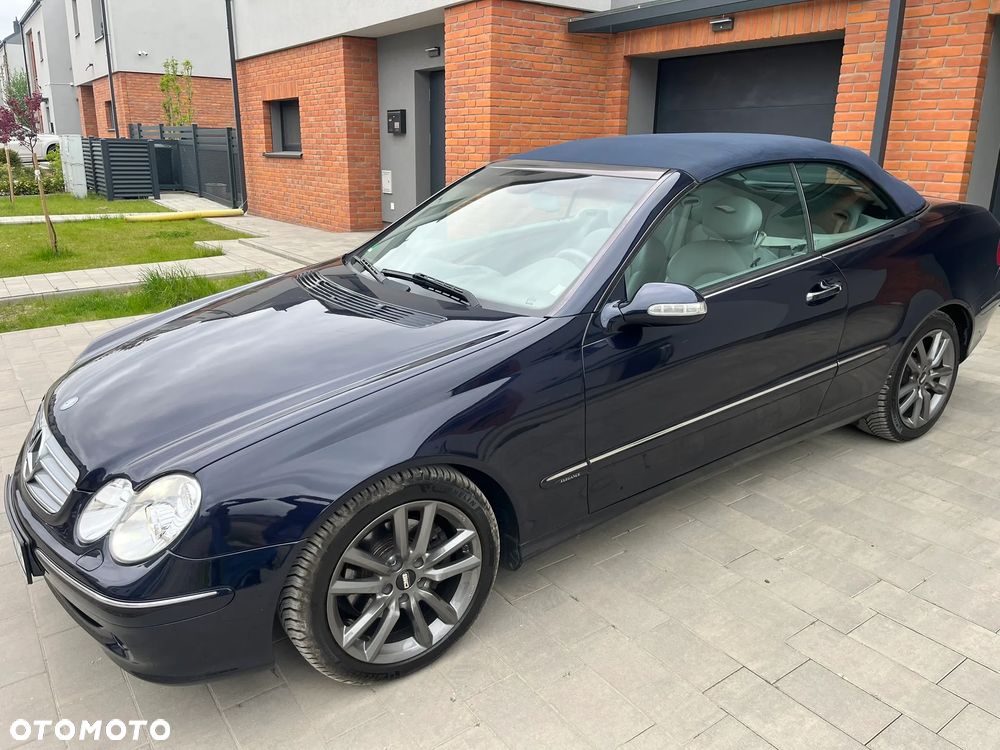 Mercedes-Benz CLK - 9