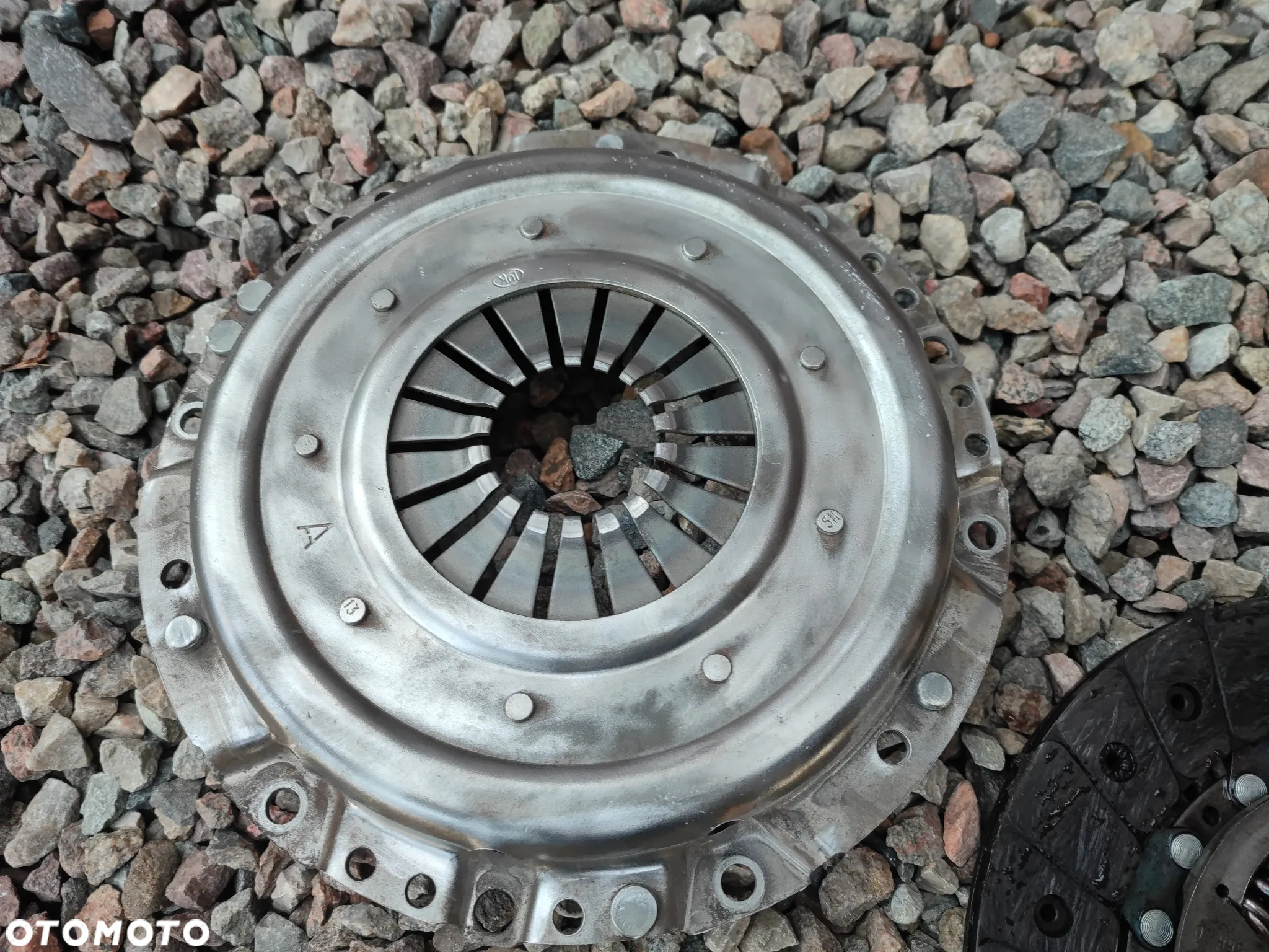 BMW E30 / E34 / E36 ORYGINALNY KOMPLET SPRZĘGŁA + DOCISKI MARKI LUK DO SILNIKÓW GAMY M40 / M42 / M44 / M43 ( 1.6 / 1.8 / 1.8IS ) O NR. 21 21 1 223 218 / 21 21 1 223 017 / 21 21 1 223 569 / 21 21 1 223 096 OEM - 4