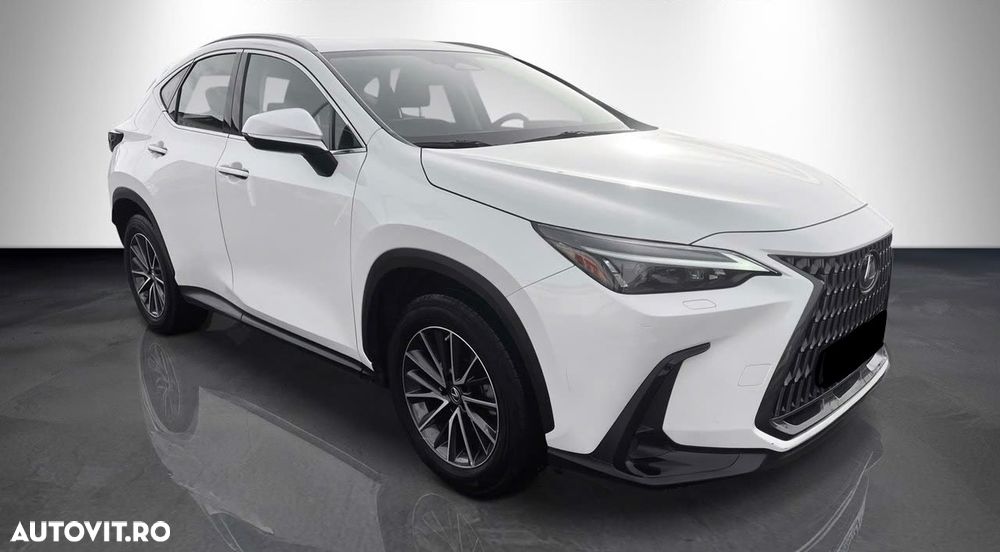 Lexus Seria NX 350h - 1