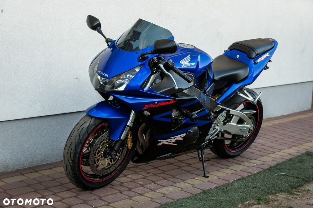 Honda CBR - 7